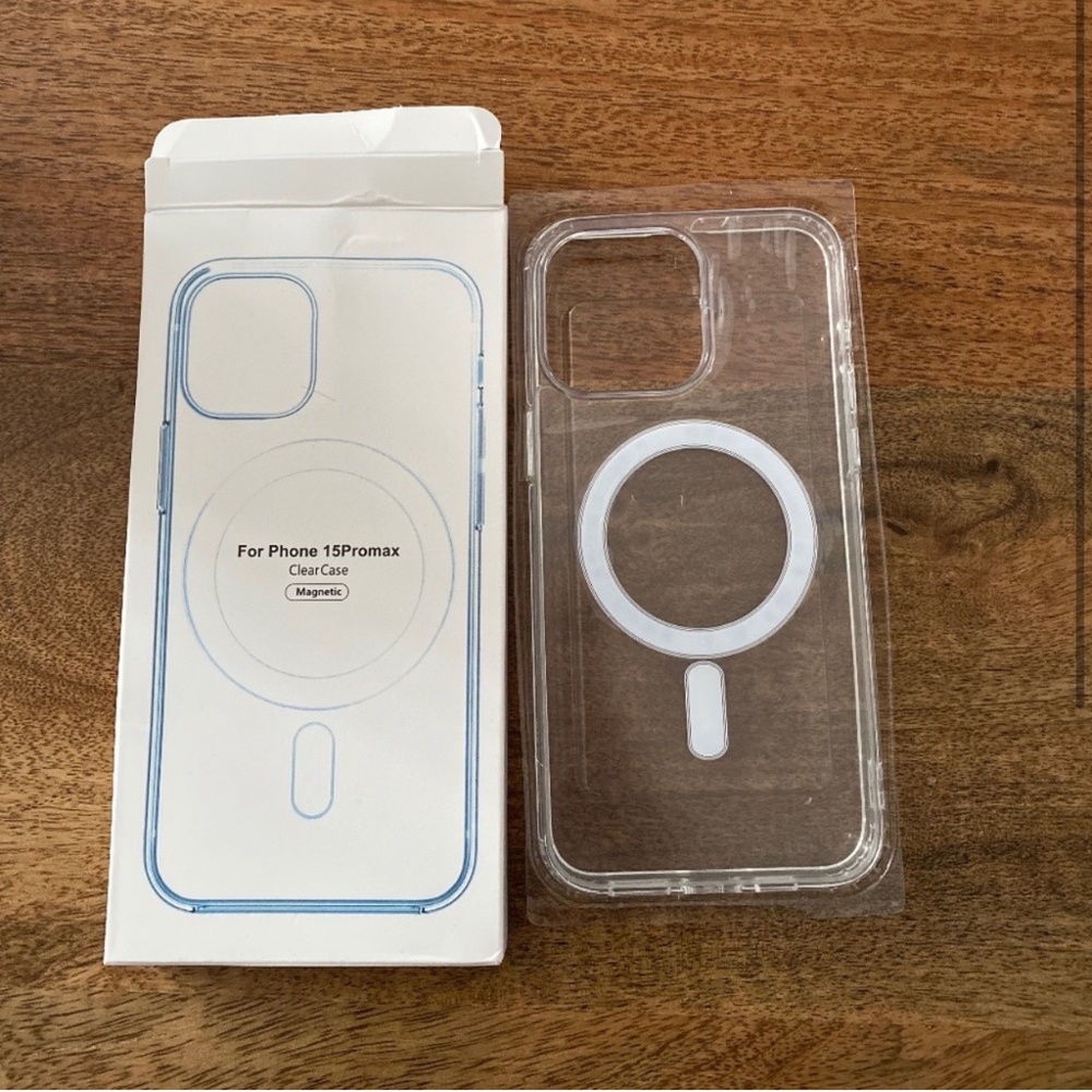 Apple IPhone 15 Pro Max Clear MagSafe Case